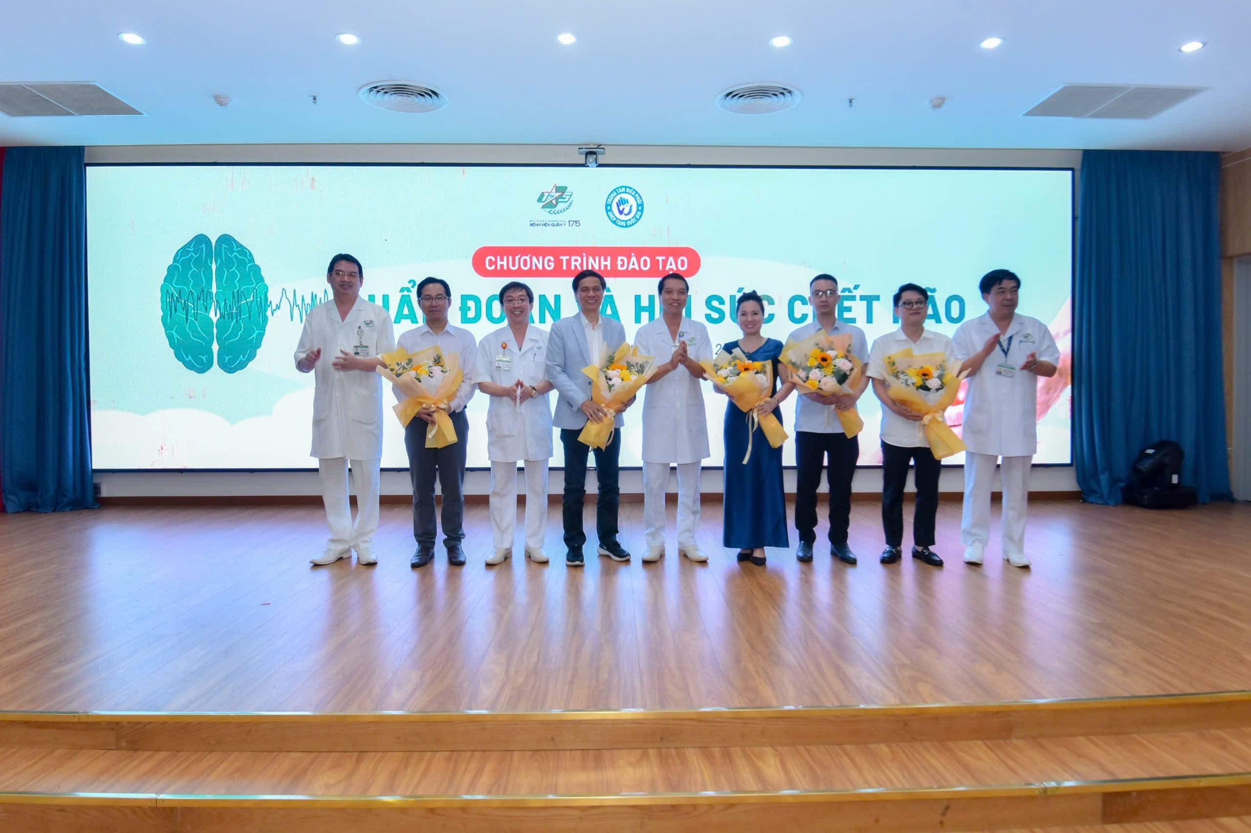 BỆNH VIỆN QUÂN Y 175 PHỐI HỢP TỔ CHỨC ĐÀO TẠO CHUYÊN ĐỀ “CHẨN ĐOÁN VÀ HỒI SỨC CHẾT NÃO”