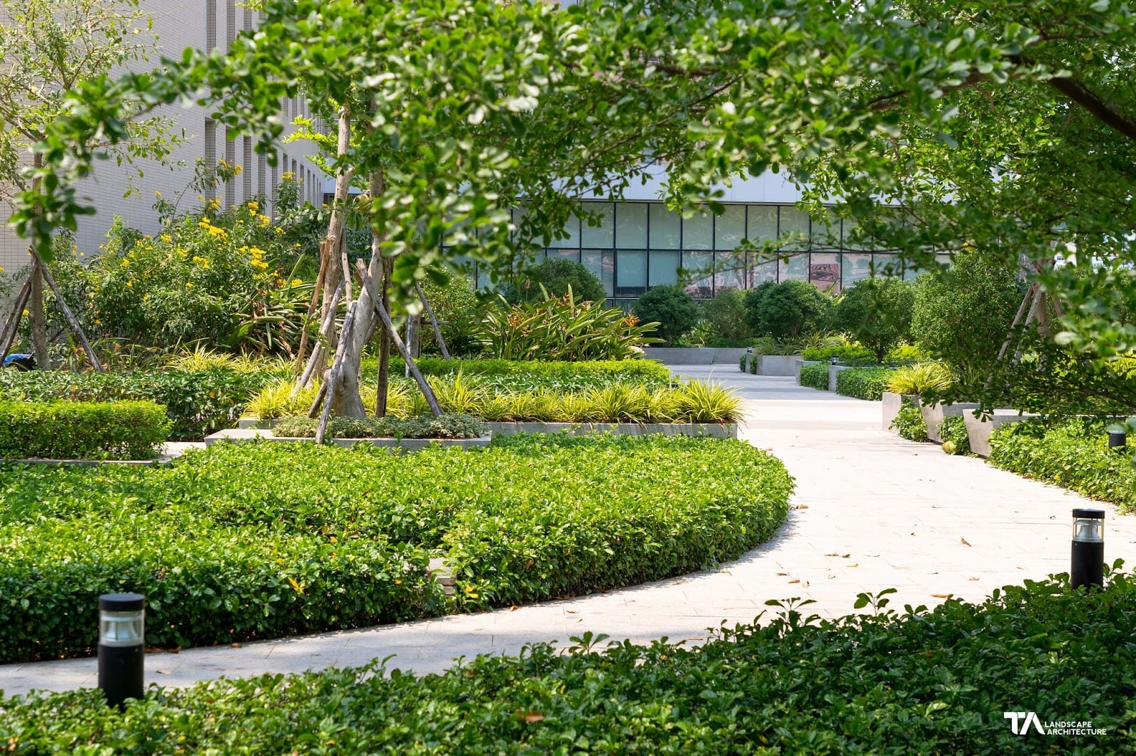 Cơ sở vật chất image