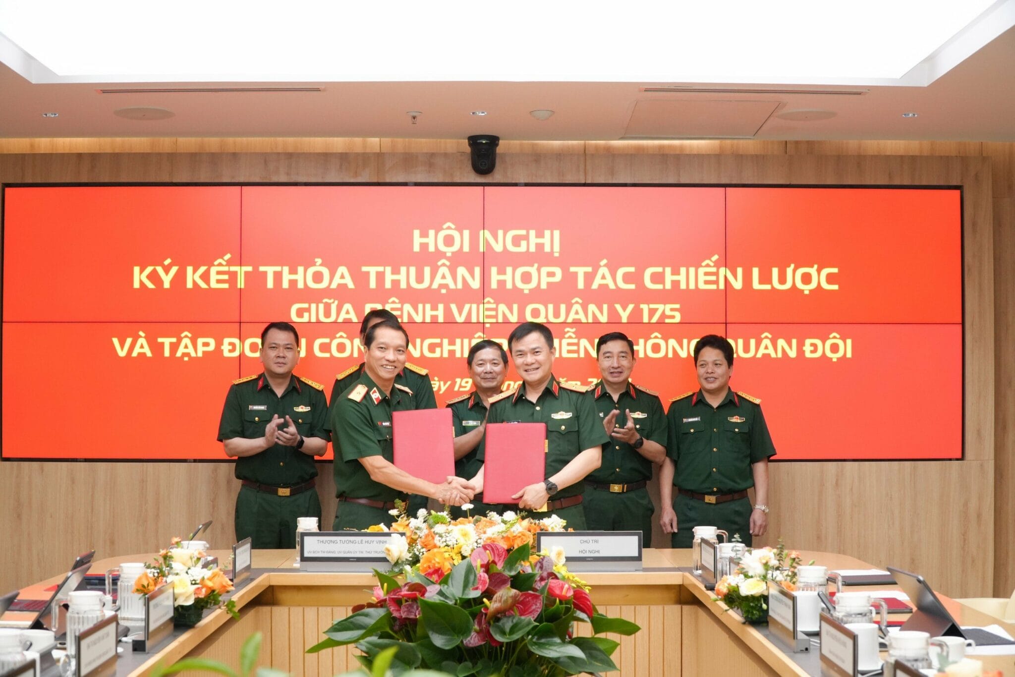 Hợp tác chiến lược toàn diện giữa Bệnh viện Quân y 175 và Tập đoàn Công nghiệp – Viễn thông Quân đội Viettel: Đẩy mạnh Chuyển đổi số y tế và phát triển hệ sinh thái bệnh viện thông minh